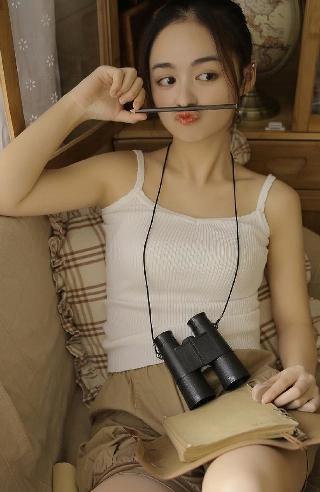 系统被宿主灌溉的日常小说